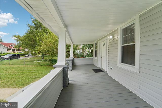 3911 CHATHAM RD, Baltimore, MD 21207