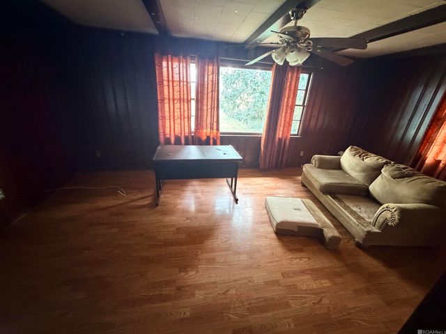 2465 Honeysuckle Ave, Baton Rouge, LA 70808