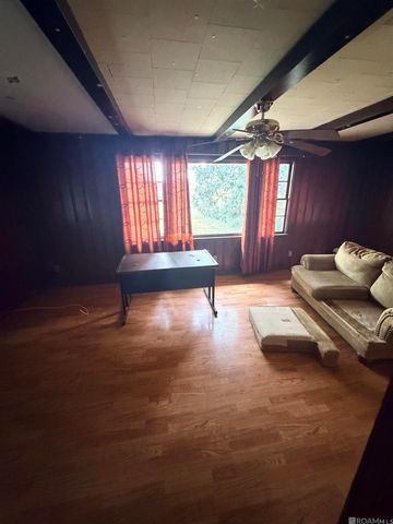 2465 Honeysuckle Ave, Baton Rouge, LA 70808