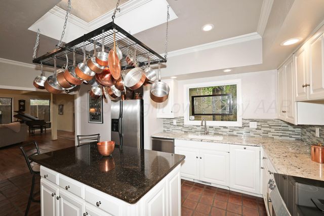 3 WOODSTONE Street, Amarillo, TX 79106