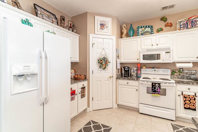 5056 Glenbrook Dr Apt 202, Myrtle Beach, SC 29579