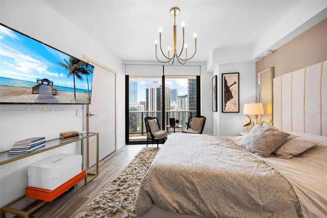 801 S Miami Ave 3504, Miami, FL 33130