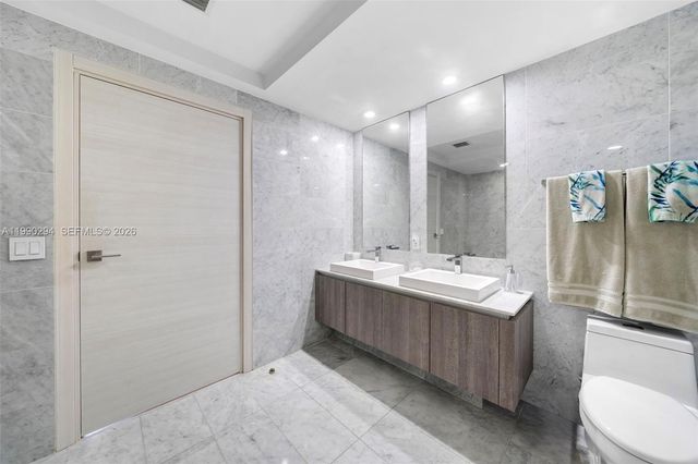 801 S Miami Ave 3504, Miami, FL 33130