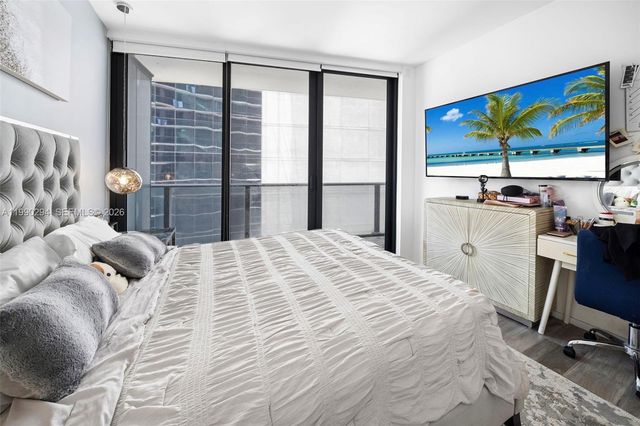 801 S Miami Ave 3504, Miami, FL 33130