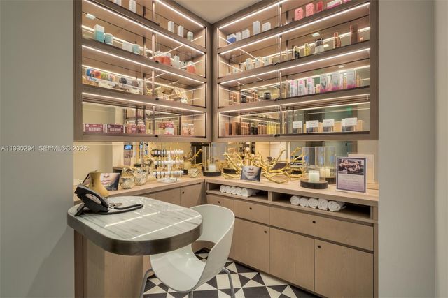 801 S Miami Ave 3504, Miami, FL 33130