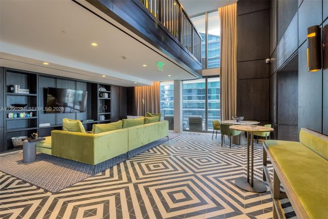 801 S Miami Ave 3504, Miami, FL 33130