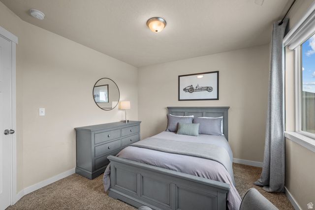 955 W DELOREAN LN, Midvale, UT 84047