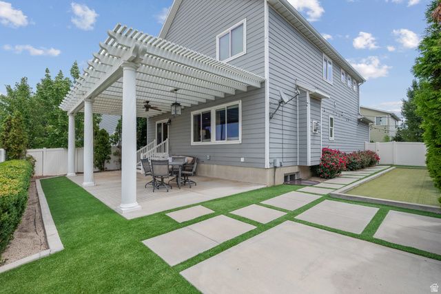 955 W DELOREAN LN, Midvale, UT 84047