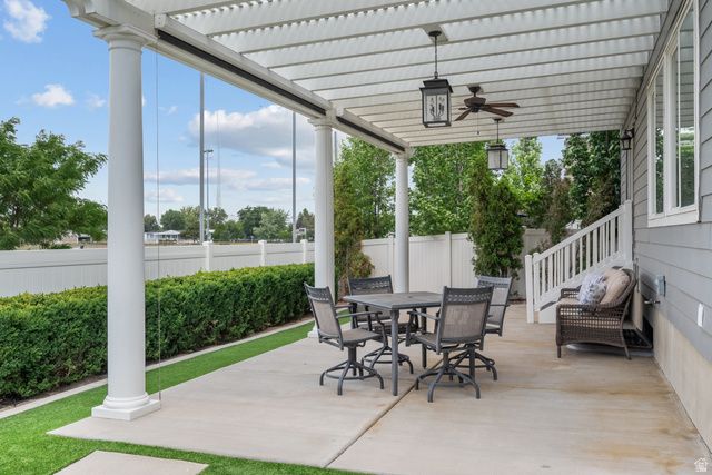 955 W DELOREAN LN, Midvale, UT 84047