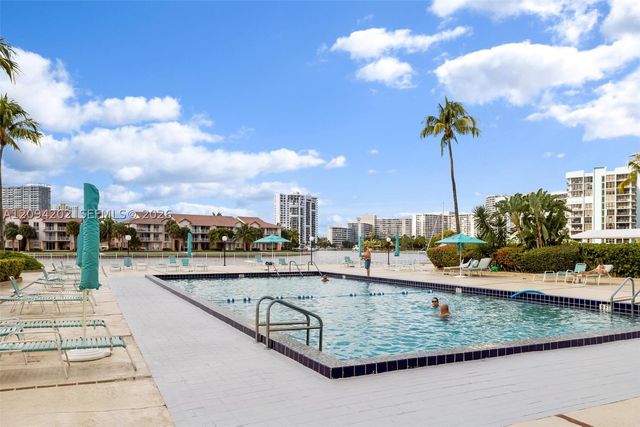 3800 S Ocean Dr 516, Hollywood, FL 33019