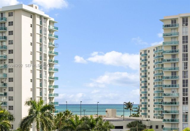 3800 S Ocean Dr 516, Hollywood, FL 33019