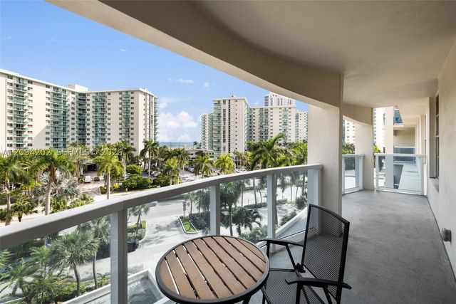 3800 S Ocean Dr 516, Hollywood, FL 33019