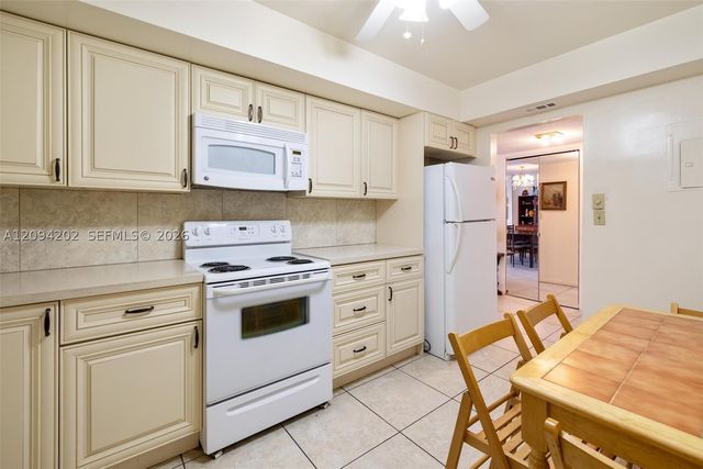 3800 S Ocean Dr 516, Hollywood, FL 33019