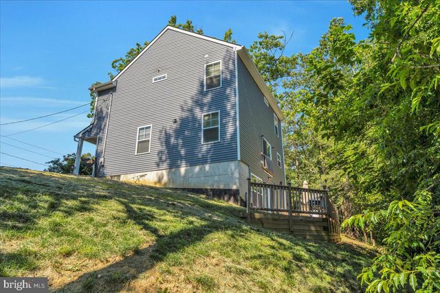 16 CLARO AVE, Sewell, NJ 08080