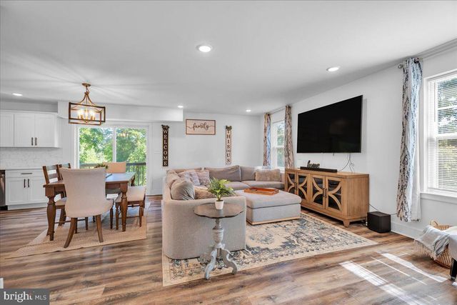 16 CLARO AVE, Sewell, NJ 08080