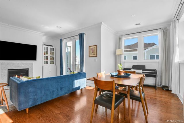 72 Island Point 72, Bronx, NY 10464