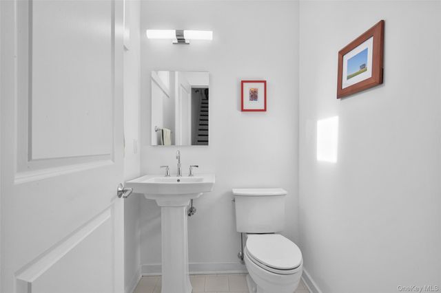 72 Island Point 72, Bronx, NY 10464