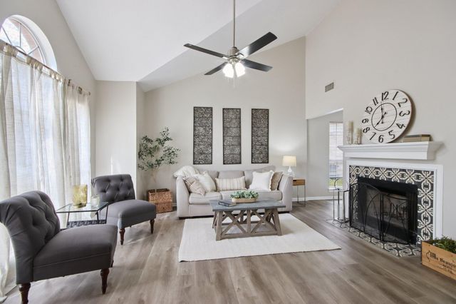 4922 Dobbin Springs Lane, Kingwood, TX 77345