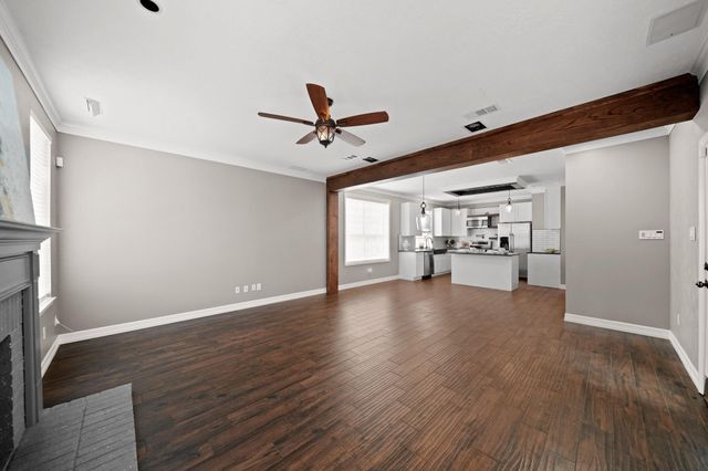 1207 Wildewood Court, Sugar Land, TX 77479