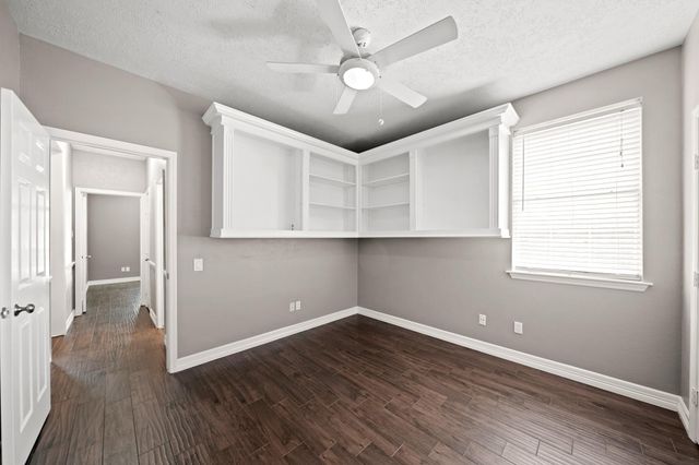 1207 Wildewood Court, Sugar Land, TX 77479