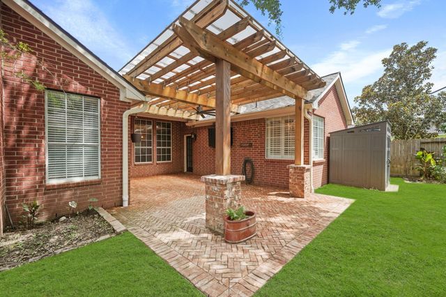 1207 Wildewood Court, Sugar Land, TX 77479
