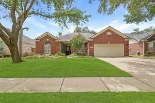 1207 Wildewood Court, Sugar Land, TX 77479