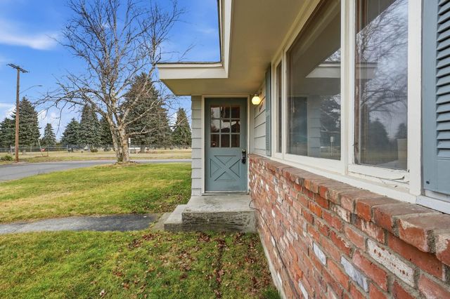 11822 E 15th Ave, Spokane Valley, WA 99206