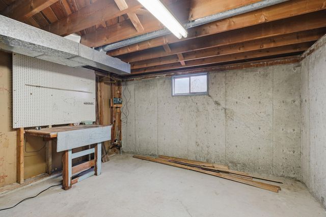 11822 E 15th Ave, Spokane Valley, WA 99206