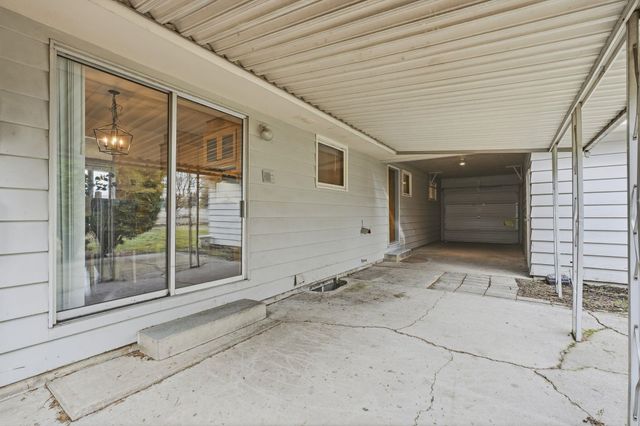 11822 E 15th Ave, Spokane Valley, WA 99206