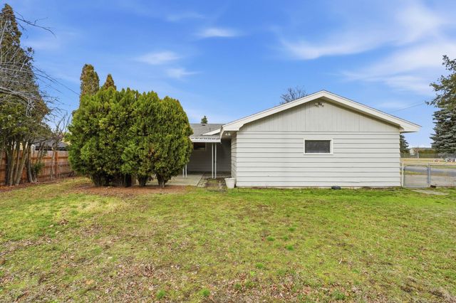 11822 E 15th Ave, Spokane Valley, WA 99206