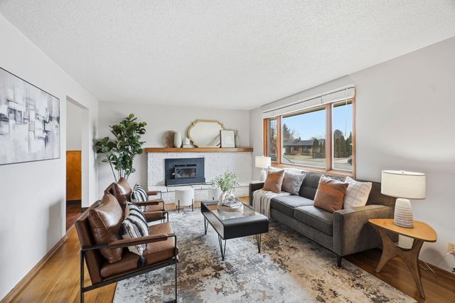 11822 E 15th Ave, Spokane Valley, WA 99206