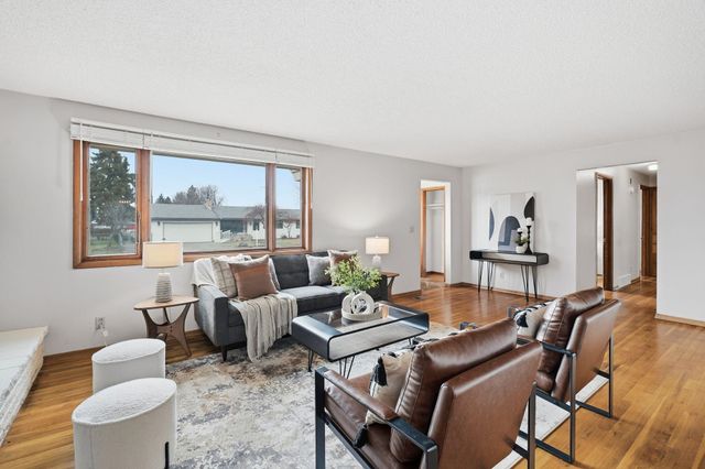 11822 E 15th Ave, Spokane Valley, WA 99206