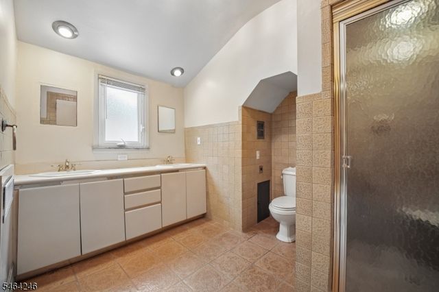 241 N Ridgewood Road, South Orange Village Twp., NJ 07079