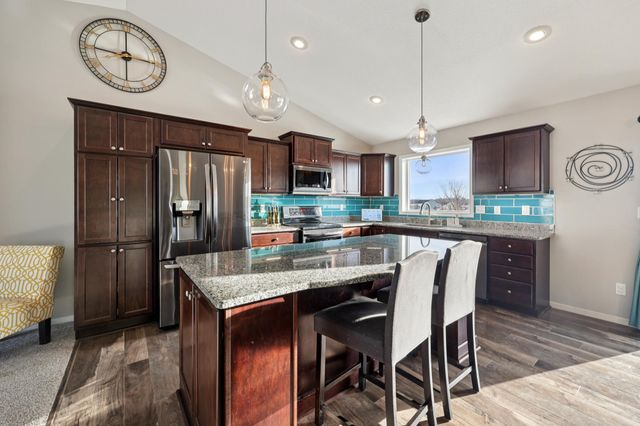 5357 Credit River Road SE, Prior Lake, MN 55372