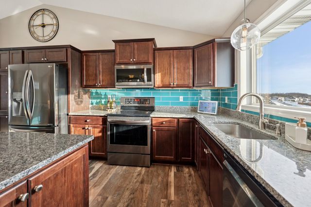 5357 Credit River Road SE, Prior Lake, MN 55372