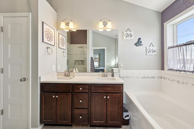 5357 Credit River Road SE, Prior Lake, MN 55372