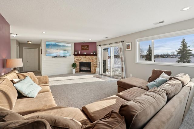 5357 Credit River Road SE, Prior Lake, MN 55372