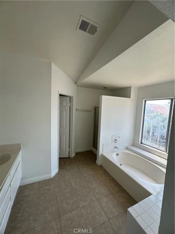 39925 FALCON WAY, Murrieta, CA 92562