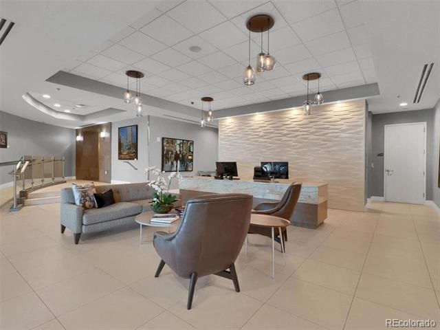2001 Lincoln Street 2713 "L", Denver, CO 80202