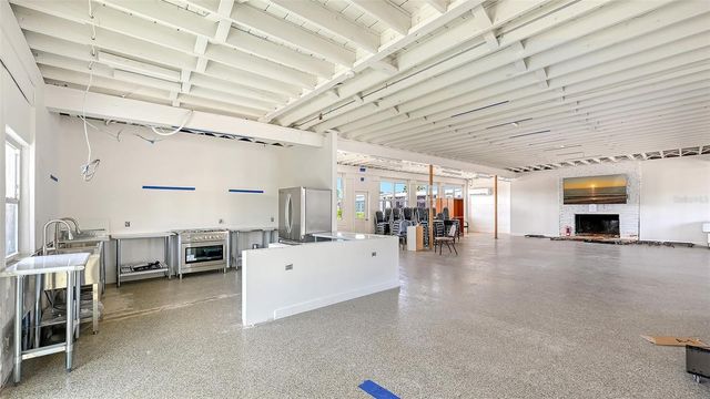 36 TWIN SHORES BOULEVARD, Longboat Key, FL 34228
