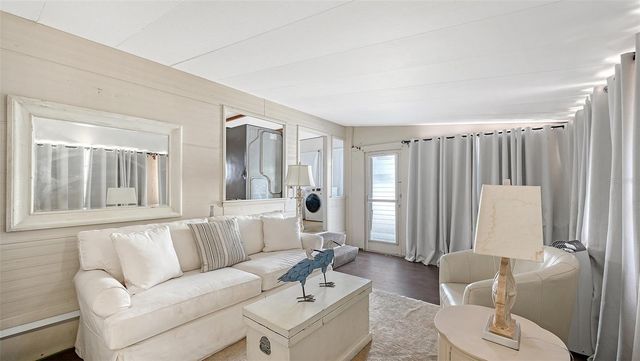 36 TWIN SHORES BOULEVARD, Longboat Key, FL 34228