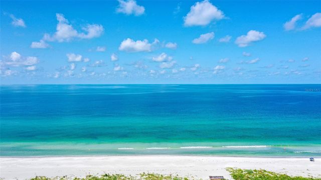 36 TWIN SHORES BOULEVARD, Longboat Key, FL 34228