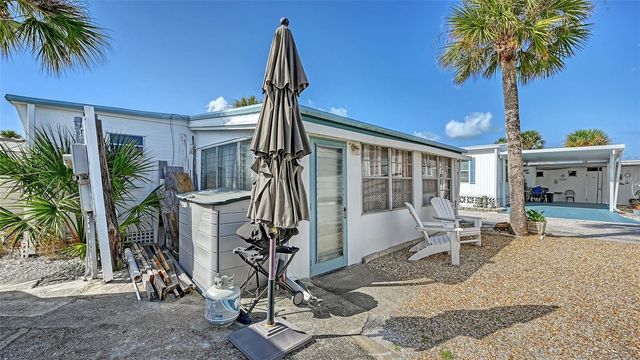 36 TWIN SHORES BOULEVARD, Longboat Key, FL 34228