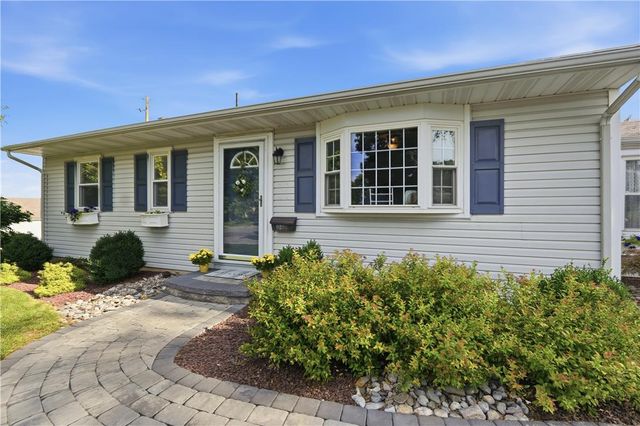 4251 Oakleigh Road, South Whitehall Twp, PA 18104