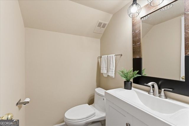 2178 Carlyle Drive NE, Marietta, GA 30062