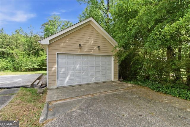2178 Carlyle Drive NE, Marietta, GA 30062