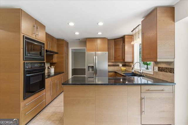 2178 Carlyle Drive NE, Marietta, GA 30062