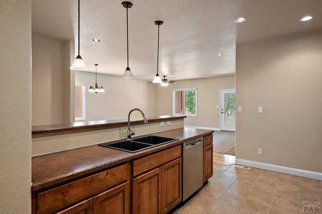 1908 Lynda Lane, Pueblo, CO 81008