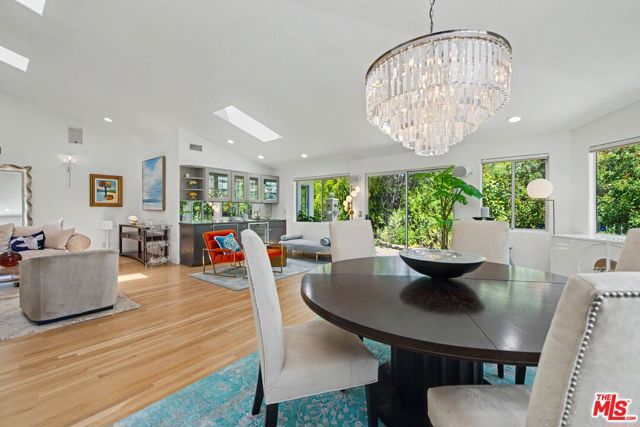 12004 Briarvale Lane, Studio City (los Angeles), CA 91604