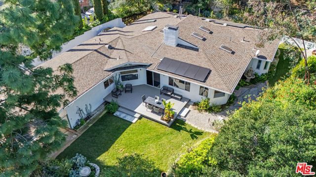 12004 Briarvale Lane, Studio City (los Angeles), CA 91604